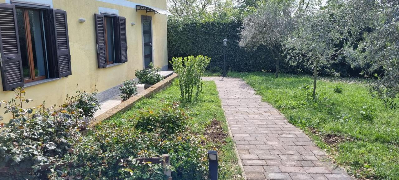 Oltre La Siepe Apartment Nepi Екстериор снимка