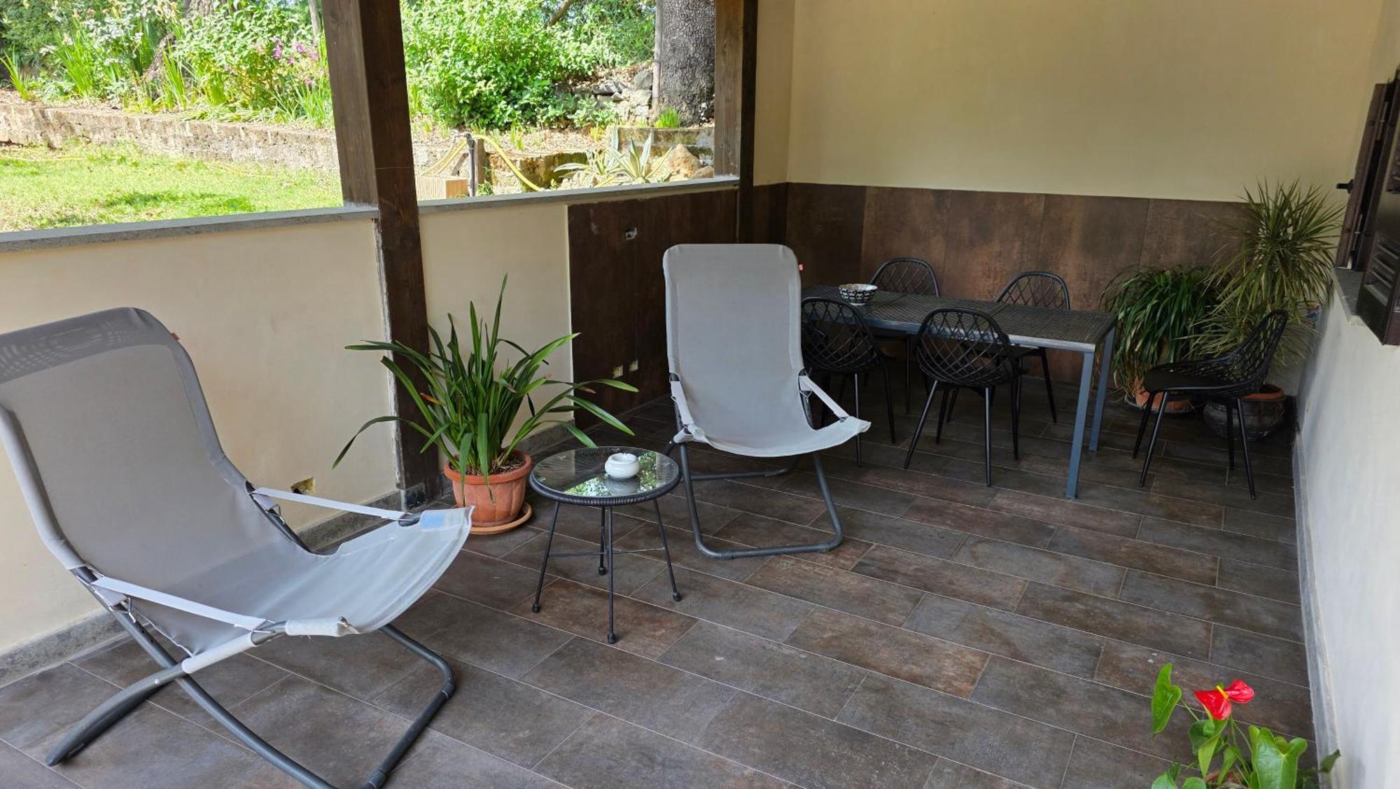 Oltre La Siepe Apartment Nepi Екстериор снимка